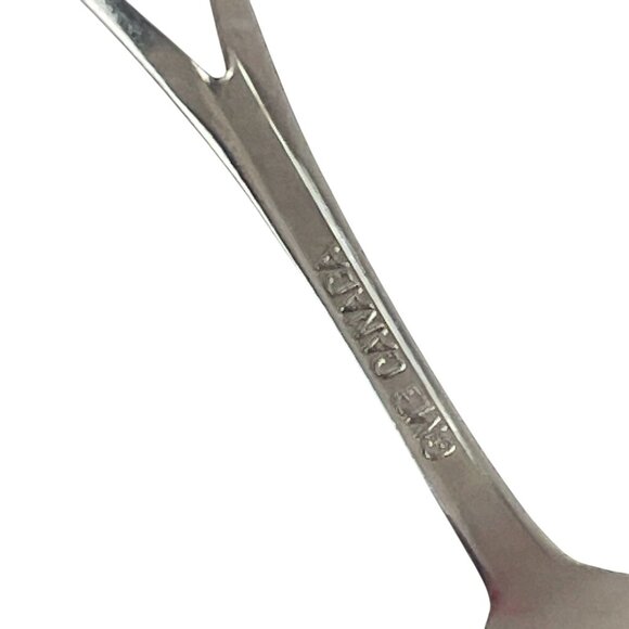 Vintage GMG Canada Montreal Souvenir Collectible Spoon With Enamel Maple Leaf De - Picture 3 of 8